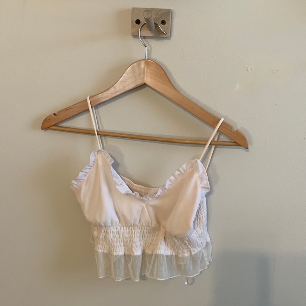 Super down cropped white top